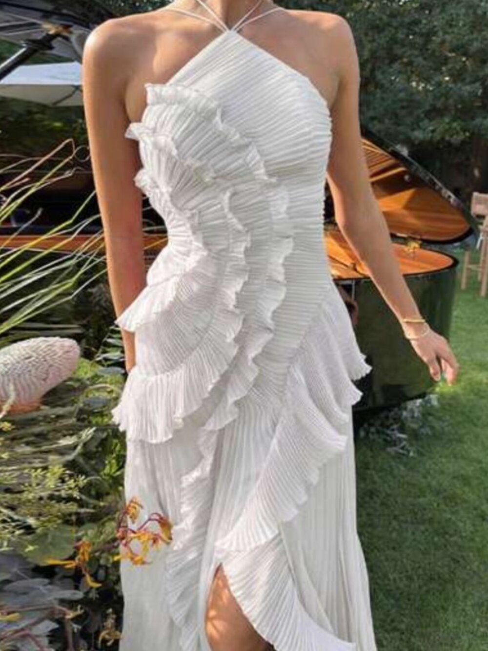 Women White Halter Pleated Ruffle Maxi Dress SHEIN - M